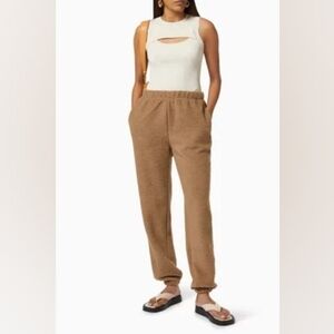 NWT Good American Sherpa Fleece Boyfriend Sweatpants Size 5 US 2XL Comfy